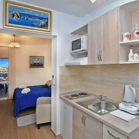 Nika Family - Comfort With Balcony And Sea View A4 *