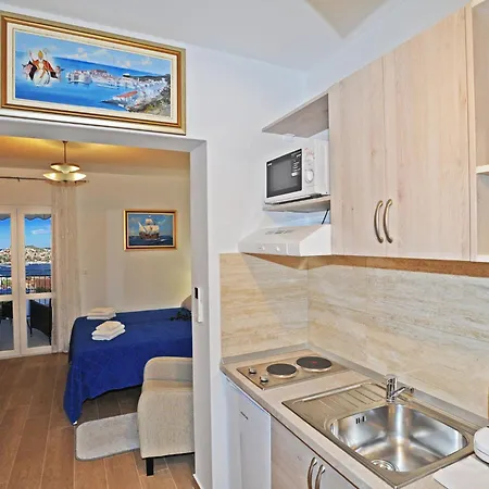 شقة Nika Family - Comfort With Balcony And Sea View A4 *