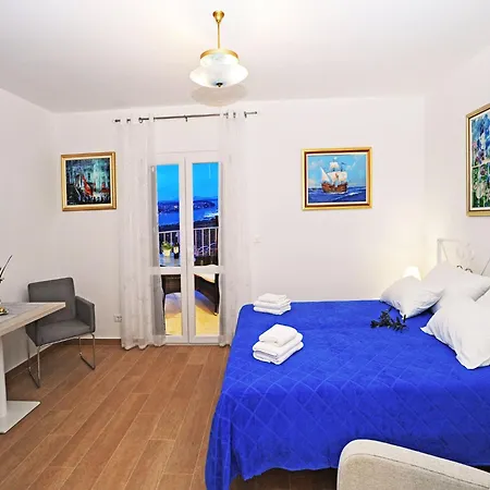 Nika Family - Comfort With Balcony And Sea View A4 아파트 두브로브니크